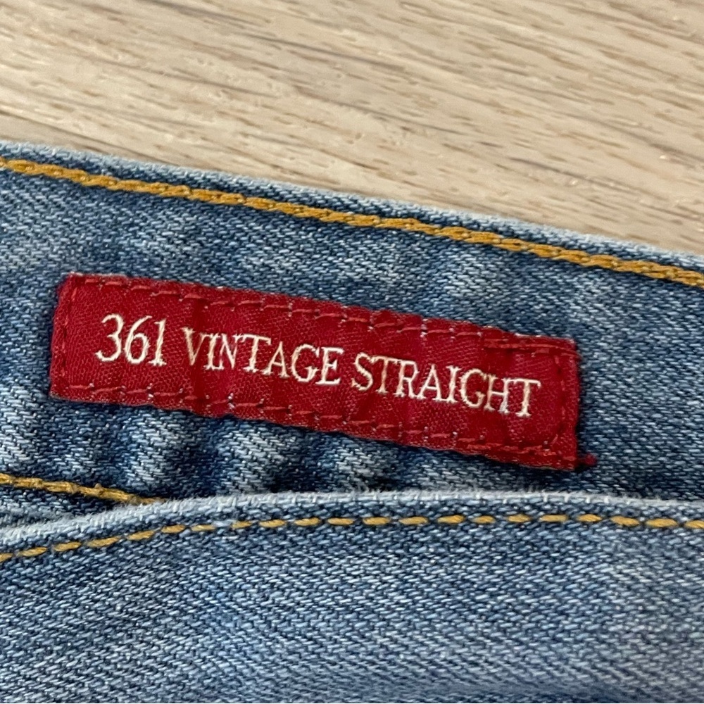 Lucky brand men’s 361 vintage straight blue jeans, Size 36 and 29” inseam. - Picture 8 of 11
